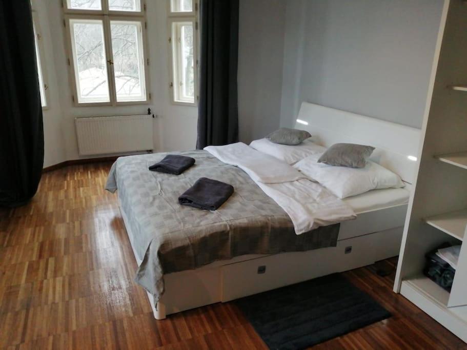 2 Bedrooms Close Vysehrad - Congress Centrum Prague Exterior photo